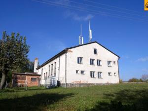 Prodej výrobních prostor, Moravec, 3983 m2