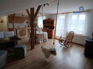 Prodej rodinného domu, Teplá, Husova, 360 m2