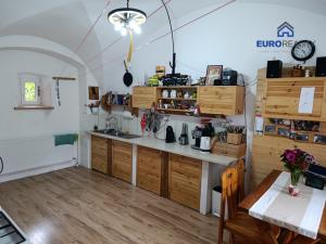 Prodej rodinného domu, Teplá, Husova, 360 m2