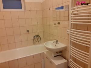 Pronájem bytu 2+kk, Dvůr Králové nad Labem, Kotkova, 46 m2