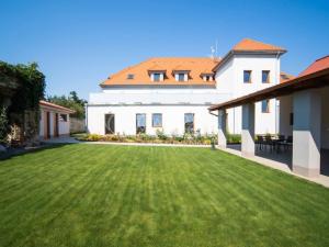 Pronájem bytu 1+kk, Neratovice - Byškovice, Pražská, 25 m2