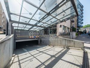 Pronájem bytu 2+kk, Praha - Vysočany, Podnádražní, 64 m2