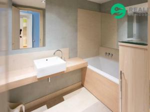 Pronájem bytu 2+kk, Praha - Karlín, Rohanské nábř., 80 m2