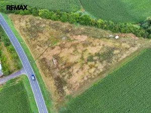 Prodej komerčního pozemku, Kuchařovice, 9212 m2