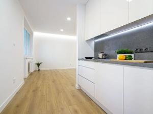 Pronájem bytu 2+1, Ostrava, Španielova, 55 m2
