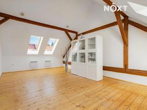 Prodej rodinného domu, Lišov, třída 5. května, 160 m2