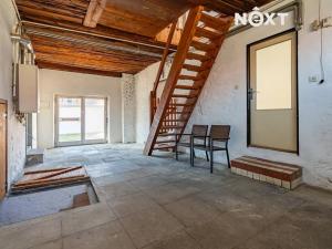 Prodej rodinného domu, Lišov, třída 5. května, 160 m2