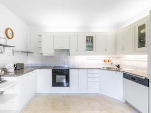 Prodej rodinného domu, Jevany, U Rybníka, 205 m2