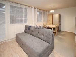 Pronájem bytu 3+kk, Praha, Sládkovičova, 58 m2