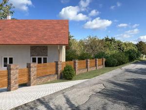 Prodej pozemku pro bydlení, Vrbice, 2463 m2