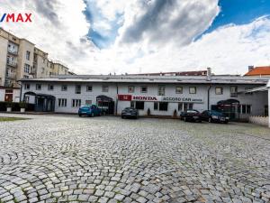 Pronájem kanceláře, Hradec Králové, třída Karla IV., 206 m2