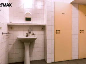 Pronájem kanceláře, Hradec Králové, třída Karla IV., 206 m2