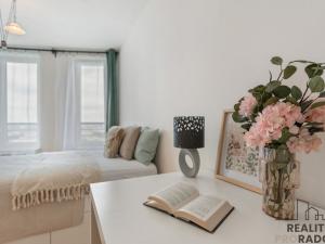 Pronájem bytu 2+kk, Praha - Stodůlky, Tlumačovská, 62 m2