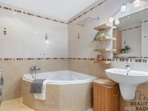 Pronájem bytu 2+kk, Praha - Stodůlky, Tlumačovská, 62 m2