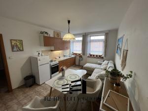 Pronájem bytu 1+1, Prostějov, Česká, 52 m2
