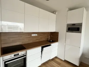 Pronájem bytu 2+kk, Praha - Hlubočepy, Kurandové, 42 m2