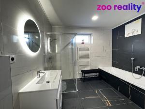 Prodej rodinného domu, Černovice, 140 m2