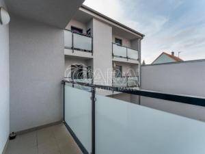 Pronájem bytu 2+kk, Praha - Ďáblice, Na terase, 48 m2