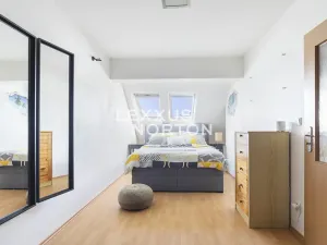 Prodej bytu 3+kk, Jinočany, U potoka, 87 m2