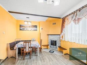 Prodej bytu 3+1, Tachov, Máchova, 85 m2