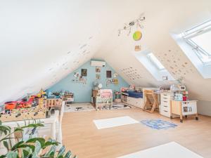 Prodej bytu 3+kk, Jinočany, Mirešická, 90 m2