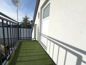 Pronájem bytu 2+kk, Praha - Újezd nad Lesy, Starokolínská, 70 m2