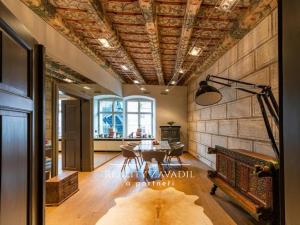 Pronájem bytu 3+1, Praha - Malá Strana, Mostecká, 105 m2