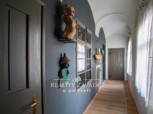 Pronájem bytu 3+1, Praha - Malá Strana, Mostecká, 105 m2