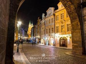 Pronájem bytu 3+1, Praha - Malá Strana, Mostecká, 105 m2