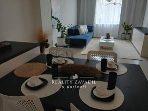 Pronájem bytu 2+kk, Pardubice, Křemenská, 61 m2