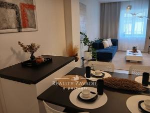 Pronájem bytu 2+kk, Pardubice, Křemenská, 61 m2
