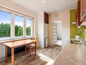 Pronájem bytu 2+1, Mikulášovice, 64 m2