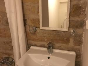 Pronájem bytu 2+kk, Praha - Horní Počernice, Prachovská, 45 m2