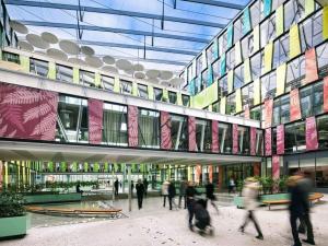 Pronájem kanceláře, Praha - Karlín, Karolinská, 557 m2
