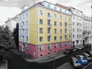 Prodej bytu 2+1, Karlovy Vary, K. Čapka, 55 m2
