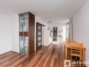 Prodej bytu 1+kk, Praha - Žižkov, Pod lipami, 32 m2