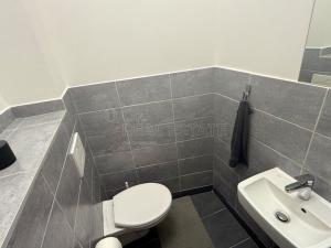 Pronájem kanceláře, Ostrava - Moravská Ostrava, Nádražní, 75 m2