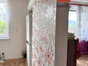 Prodej bytu 1+1, Karlovy Vary - Bohatice, Dubová, 30 m2