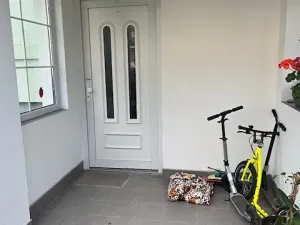 Pronájem bytu 4+kk, Praha - Kobylisy, Klíčanská, 95 m2