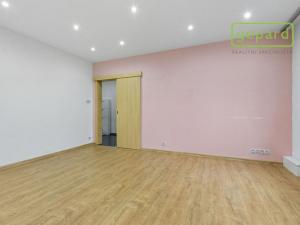 Prodej bytu 4+1, Mariánské Lázně - Úšovice, Hroznatova, 79 m2