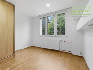 Prodej bytu 4+1, Mariánské Lázně - Úšovice, Hroznatova, 79 m2