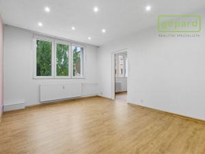Prodej bytu 4+1, Mariánské Lázně - Úšovice, Hroznatova, 79 m2