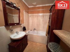 Pronájem bytu 2+kk, Mariánské Lázně, Mladějovského, 66 m2