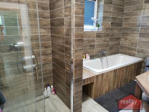 Prodej rodinného domu, Říčany, 341 m2