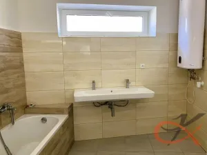 Prodej rodinného domu, Hrubčice, 186 m2