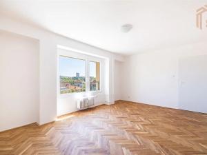 Prodej bytu 3+1, Praha - Podolí, Na Topolce, 83 m2