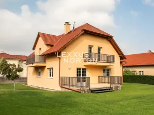 Pronájem vily, Průhonice, Pod Valem II., 400 m2