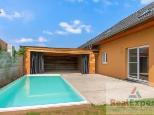 Prodej rodinného domu, Postřižín, Duhová, 149 m2