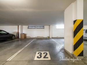 Prodej bytu 2+kk, Praha - Michle, Novobohdalecká, 74 m2