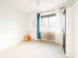 Prodej bytu 2+1, Plzeň, Živnostenská, 58 m2